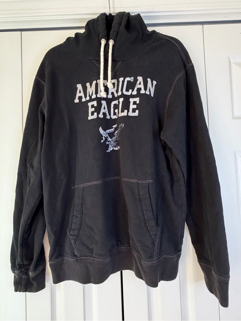 American Eagle Outfitters Black Pullover Hoodie with White Drawcord